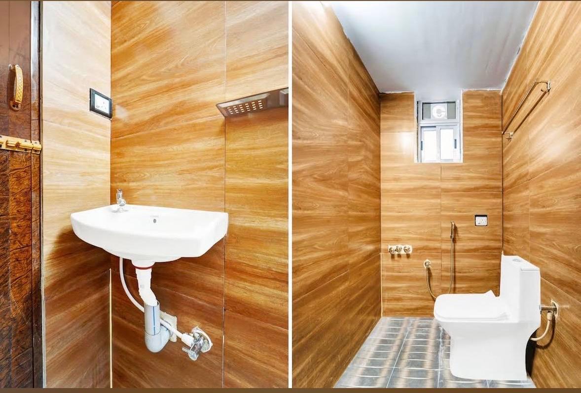 Modern attached bathroom